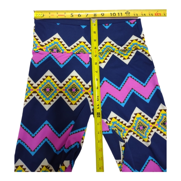 Lady's World Size Large Geometric Pattern Aztec Wide Leg Stretch Pants - Picture 4 of 11